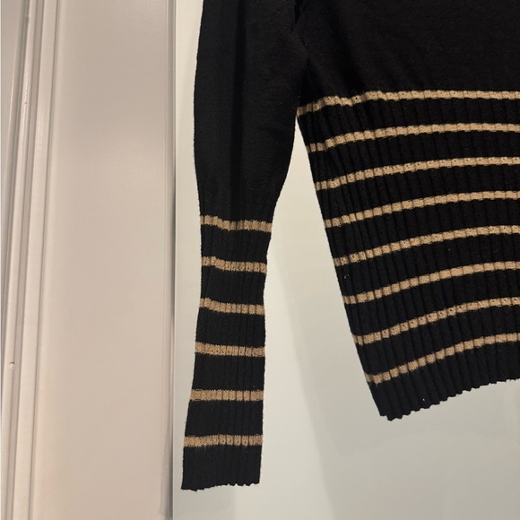 Caslon Striped Knit Sweater Black Cream | V-Neck Long Sleeve | MP - Picture 5 of 13